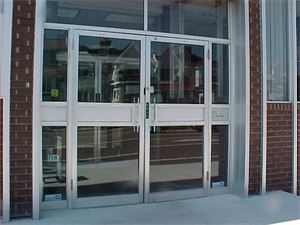 Aluminum door repair